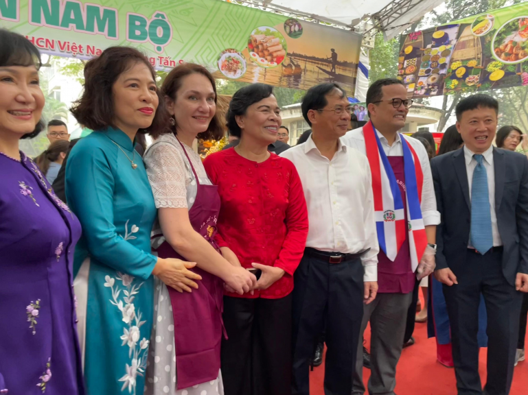 Liên hoan quốc tế  «FOOD FESTIVAL – 2023»